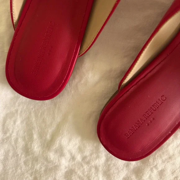 Elegant Red Women's Mules - Picture 2 of 7